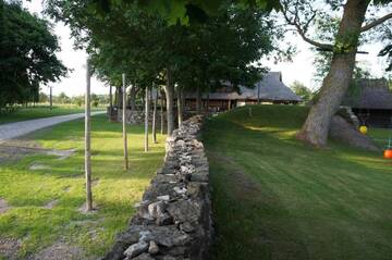 Фото номера Дом с 4 спальнями Фермерские дома Mardi Farm Stay г. Карала 47