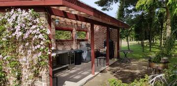 Фото номера Дом с 4 спальнями Фермерские дома Mardi Farm Stay г. Карала 61